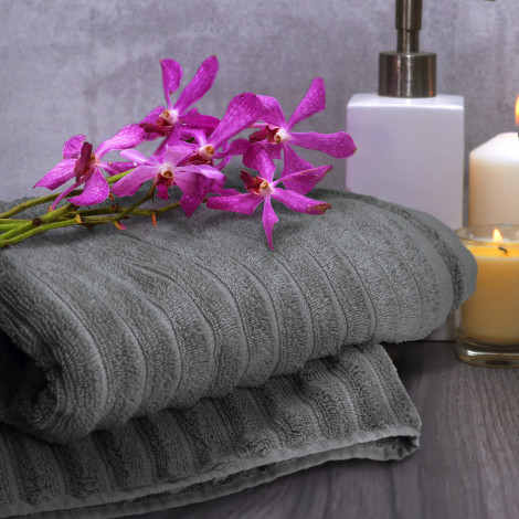 Palms Luxury Towel - Image 5
