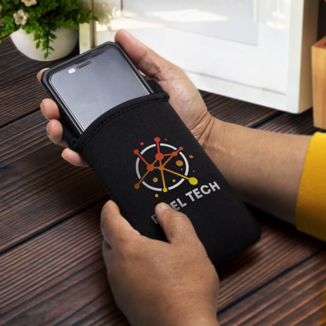 Spencer Phone Pouch - Image 5